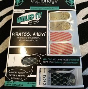 Espionage Cosmetic nerd nail wraps - pirates print
